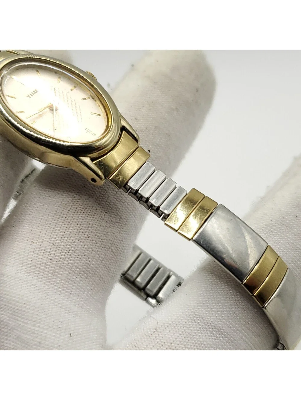 Timex Cavatina Oval Dial Two-Tone Womens Watch 18mm Stretch Band New Battery
